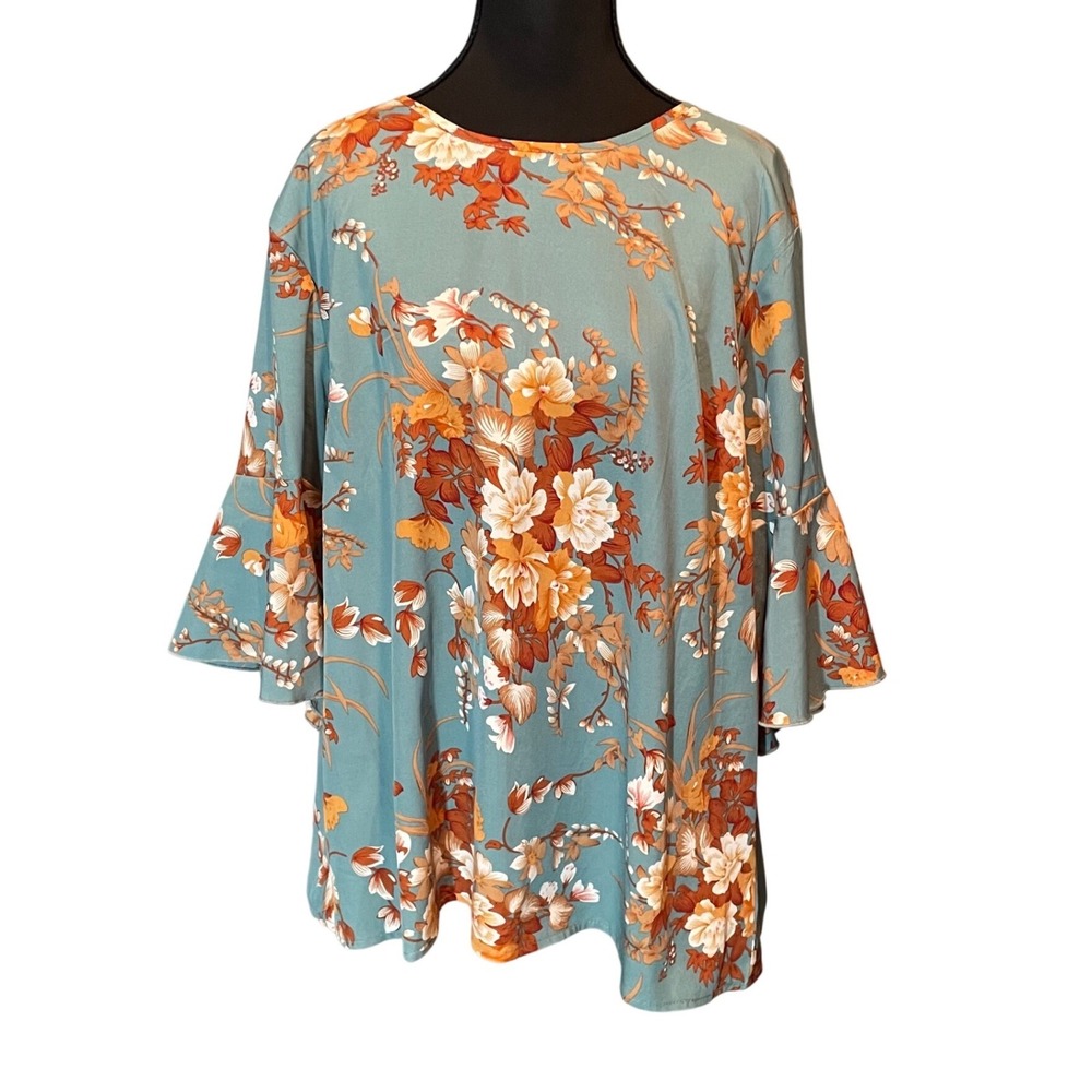 Womens 1XL Teal Floral Bell Sleeve‎ Boho Blouse Round Neck Flowy Top
Casual Chic